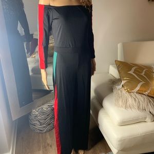 Other - Hang off Shoulder Jumpsuit ๐ Other - Hang off Shoulder Jumpsuit ๐
